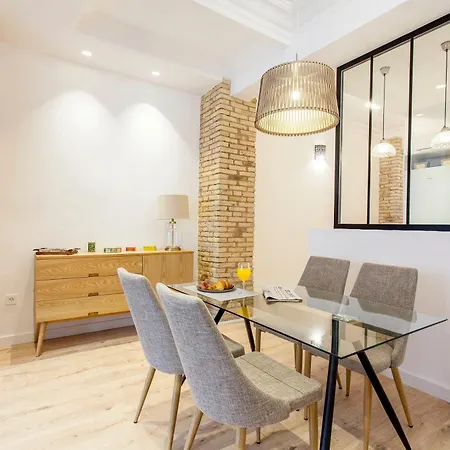 Appartement With Terrace In Extramurs Valencia