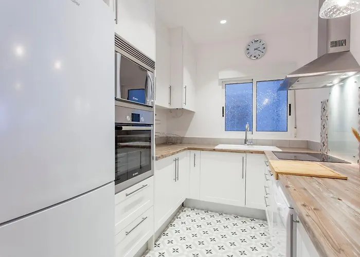 Appartement With Terrace In Extramurs *